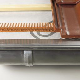 Klöber dakrandventilatieharp bruin 3