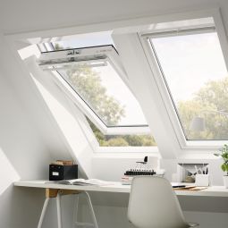 VELUX dakraam GGL 2066 zwaaipunt raam hout/den wit gelakt ENERGIE PLUS raam 3-voudige laag-energie-beglazing