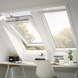 VELUX dakraam GGL 2070 Zwaapraam hout THERMO wit raam 2-voudig standaard dubbelglas