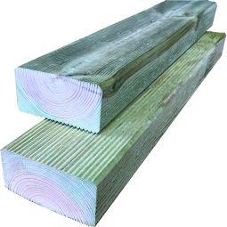 T&J terrasplanken / Constructiehout aan één zijde geribd KDI groen 45x90x3000 mm Drukgeïmpregneerd, vervaardigd uit spar/fijnspar, randen afgeschuind, oppervlakken fijn geribd en geschaafd